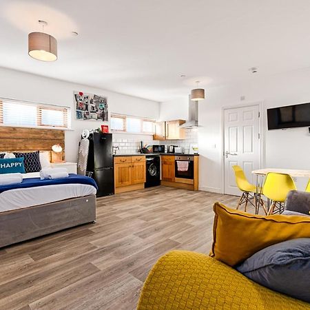 En-Suite, Parking, Fully Equipped Kitchen! Swansea Exteriör bild