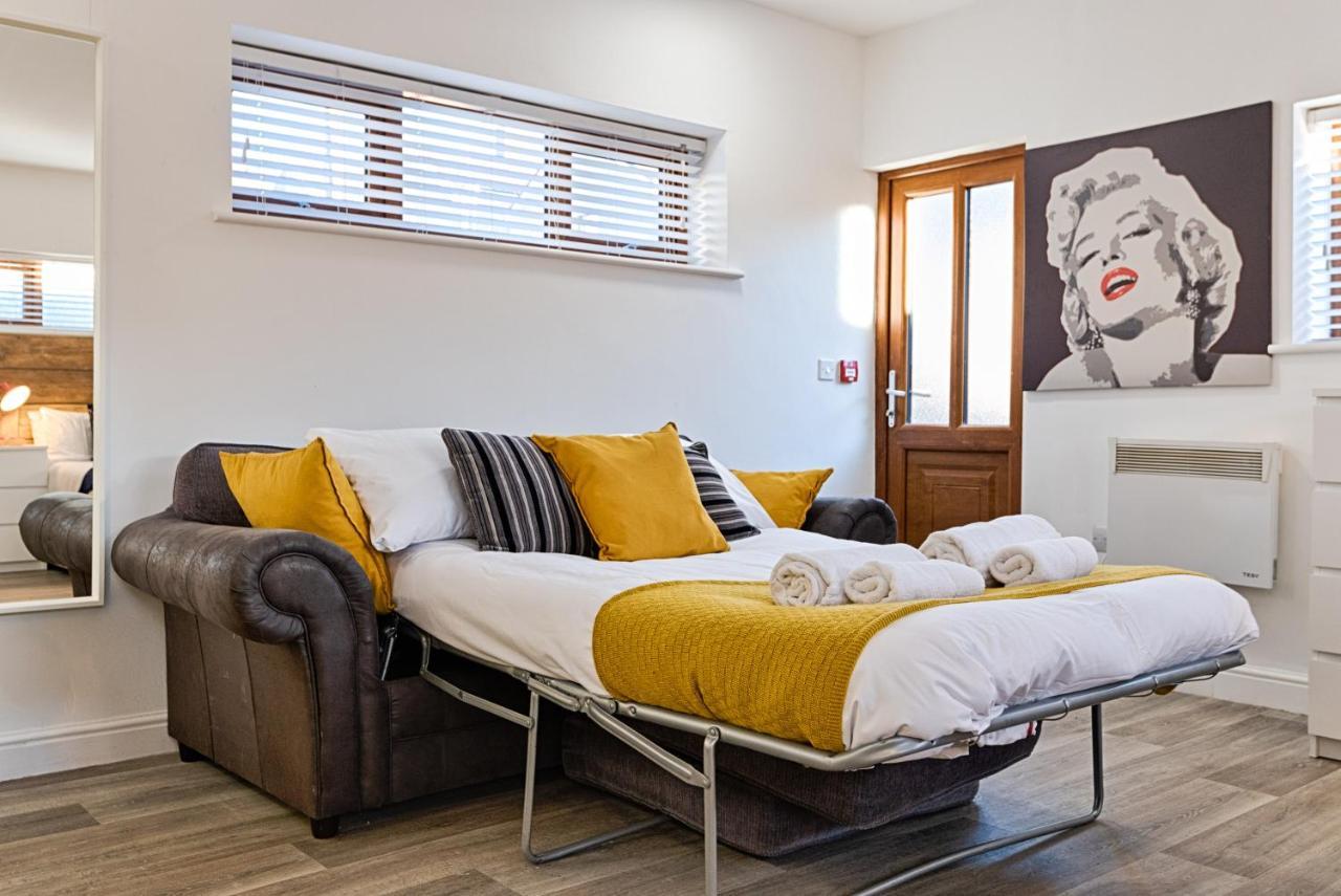 En-Suite, Parking, Fully Equipped Kitchen! Swansea Exteriör bild